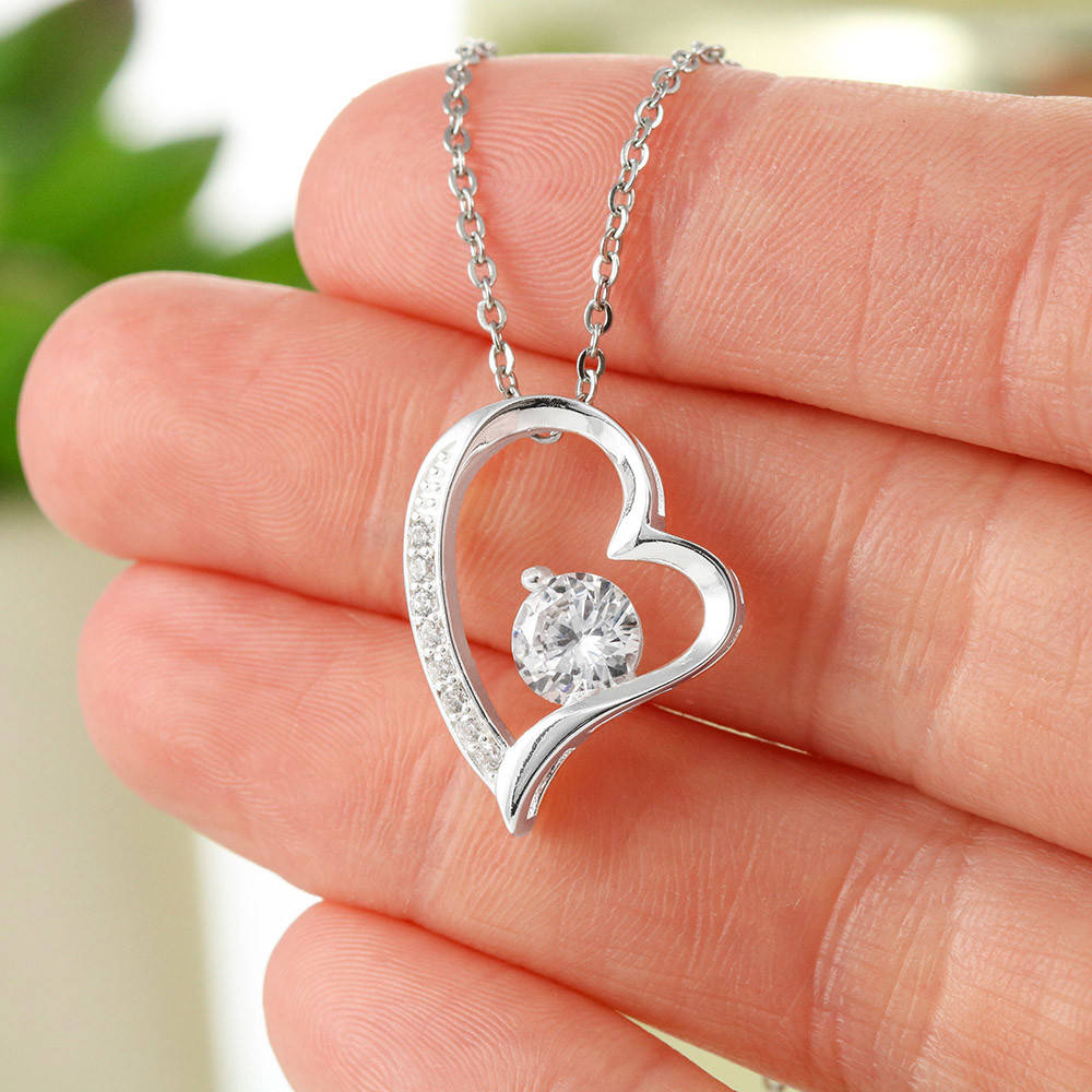 Beautiful Heart Pendant - Giving My Heart To You